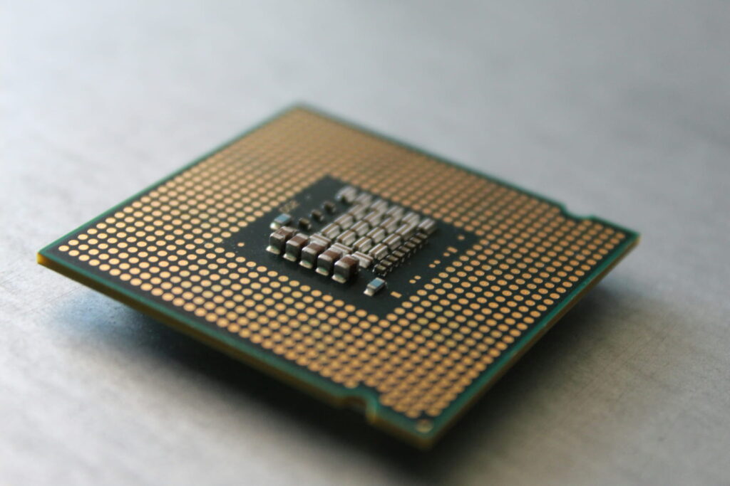 AMD vs. Intel What's Best for Your Pre-Built PC (1)
